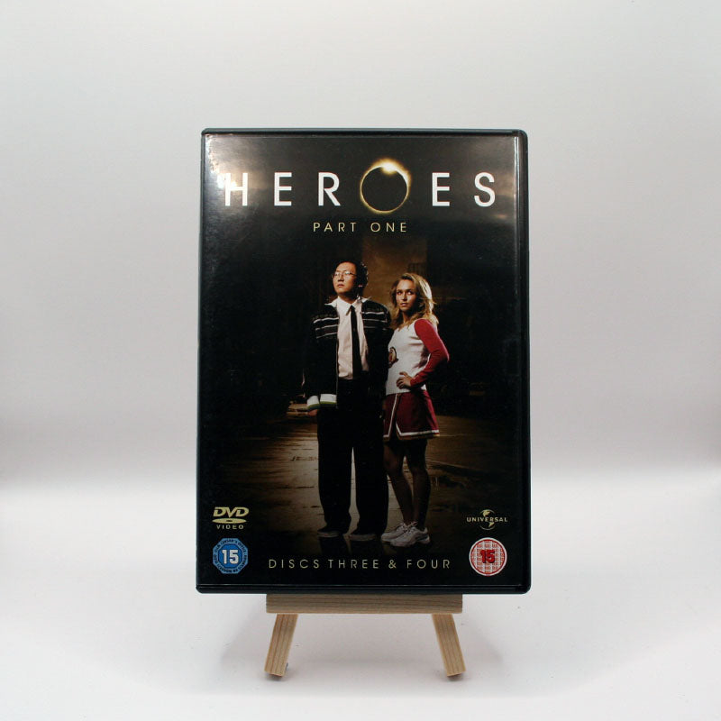 Heroes Season 1 Part One (Damage to bottom of box)